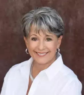 Char Wheeler-Riley, Surprise, Real Estate Agent